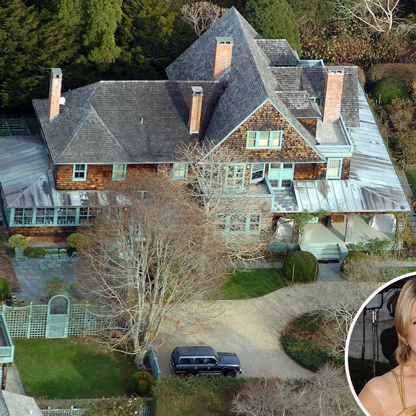 Martha Stewart From Celebrity Homes In The Hamptons E News